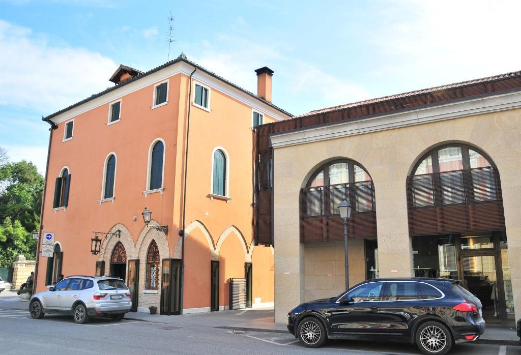 Hotel 5 Colonne Mirano Esterno foto